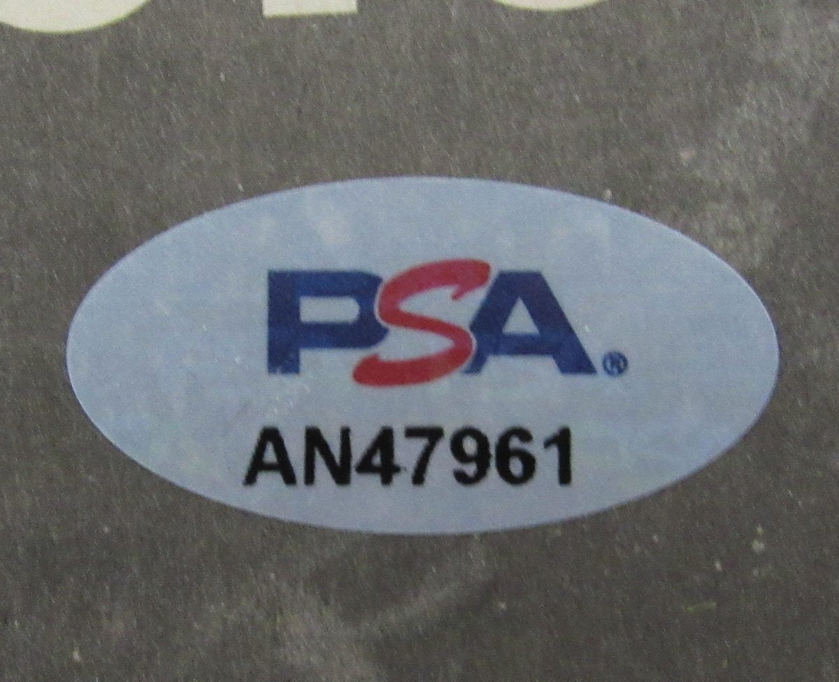 David Wells Signed 16X20 Newspaper Photo 1998 Perfect Game Yankee Psa/Dna 191590