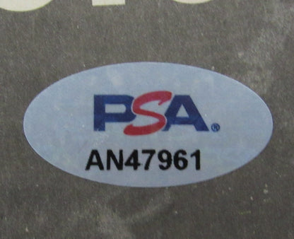 David Wells Signed 16X20 Newspaper Photo 1998 Perfect Game Yankee Psa/Dna 191590