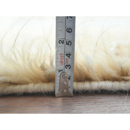 2'6"X8' Ivory Moroccan Berber Extra Soft Wool Hand Knotted Runner Rug