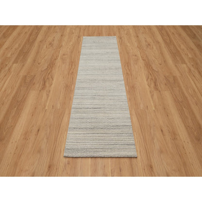 2'5"X8' Beige Plain Modern Design Undyed Pure Wool Hand Loomed Runner Rug