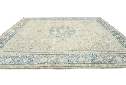 Handmade Muted Floral Distressed 10X13 Ft Vintage