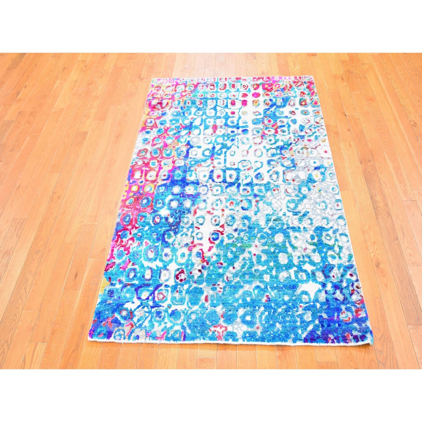 4'X6' The Peacock Sari Silk Colorful Hand Knotted Oriental Rug