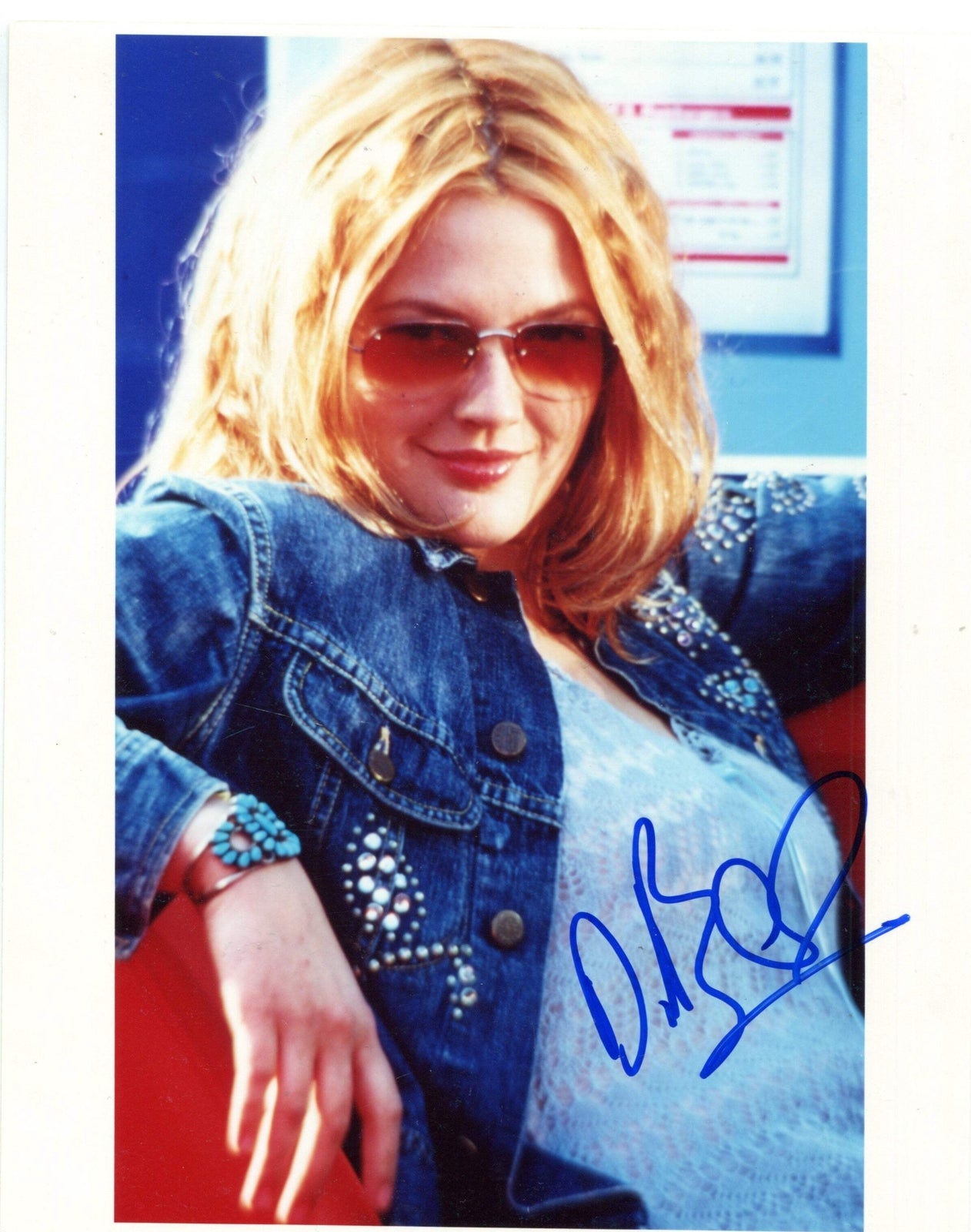 Photo Drew Barrymore Autographed 8x10 Celebrity
