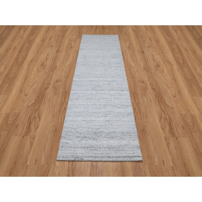 2'7"X8' Cloud Gray Modern Striae Design Pure Wool Hand Loomed Runner Rug