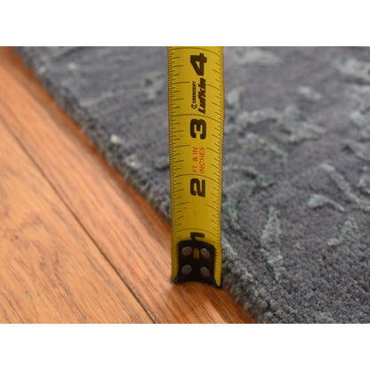 2'9"X6'9" Gray Erased Abarasque Design Wool And Silk Handmade Runner Rug