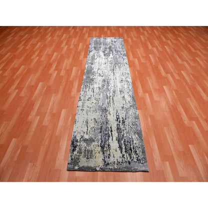 2'7"X10'3" Gray Wool And Silk Denser Weave Hand Knotted Runner Rug