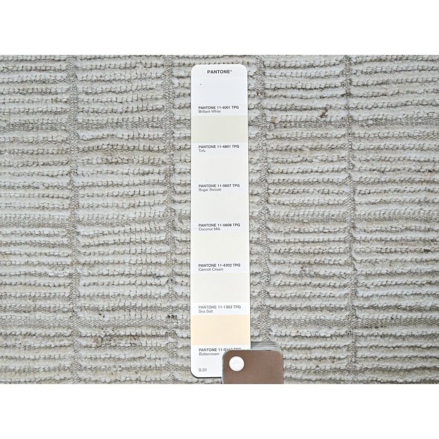 2'4"X3' Ivory Hand Knotted Moroccan Weave With Box Design All Wool Mat Rug