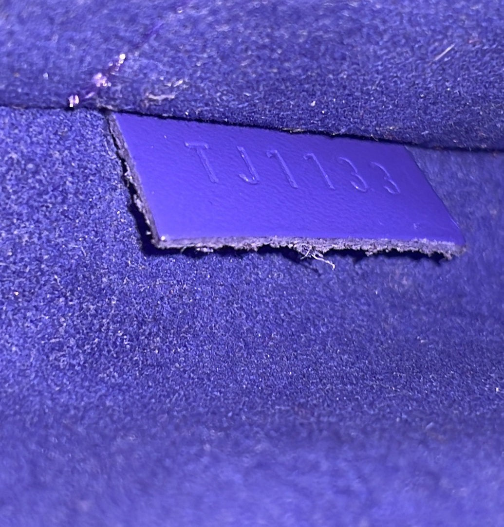 Louis Vuitton Neonoe Handbag Epi Leather Bb