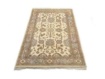 Handmade Cream Oushak Chobi Oriental Rug Floral