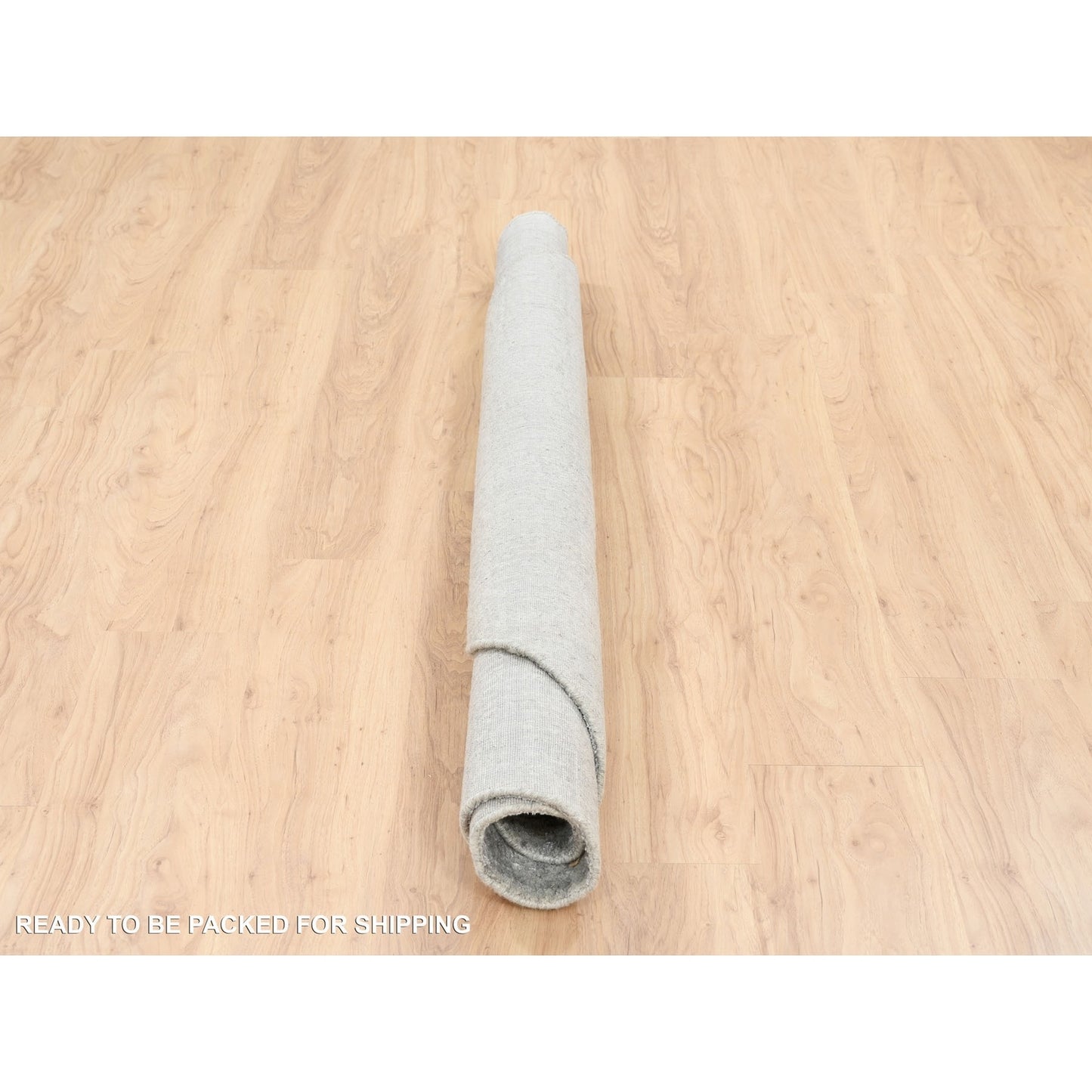 Rug 6'x6' Hand Loomed Wool and Silk Gray Fine Jacquard Round