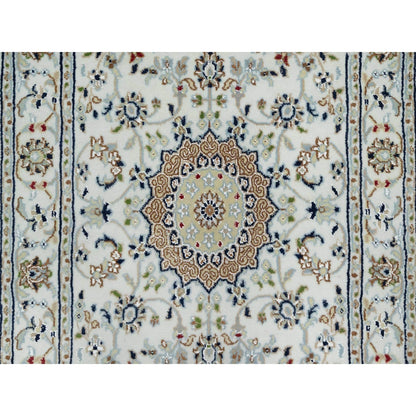 2'8"X17'8" Daisy White Nain 250 Kpsi Hand Knotted Wool & Silk Runner Rug