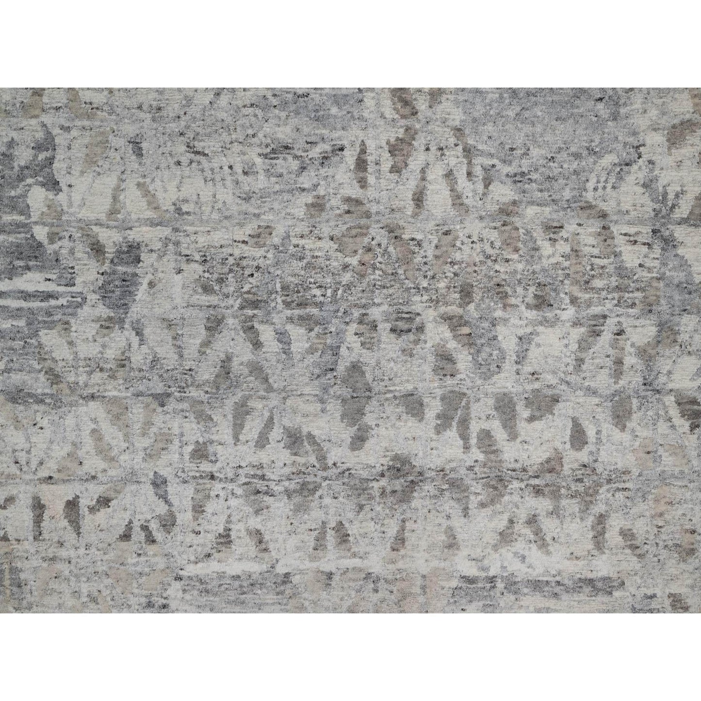 8'X10'1" White Nepali Modern Design Undyed Natural Wool Hand Knotted Rug