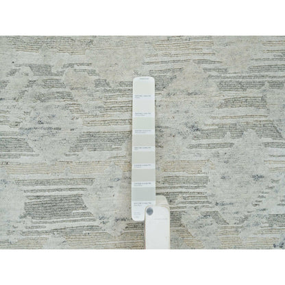 6'1"X6'2" Ivory Modern Design Undyed Natural Wool Hand Knotted Square Rug