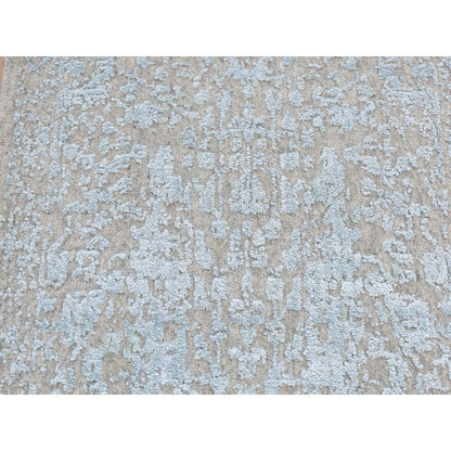 2'5"X10'1" Beige Jacquard Hand Loomed Wool/Silk Tone On Tone Runner Rug