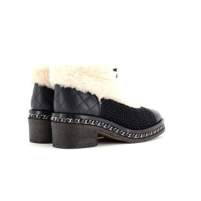 Chanel Women'S Chain Sole Cap Toe Lace Up Ankle Boots Tweed And Fur With Leather