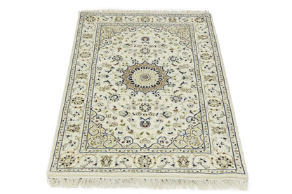 Indo-Nain Hand-Knotted Wool Oriental Rug Classic
