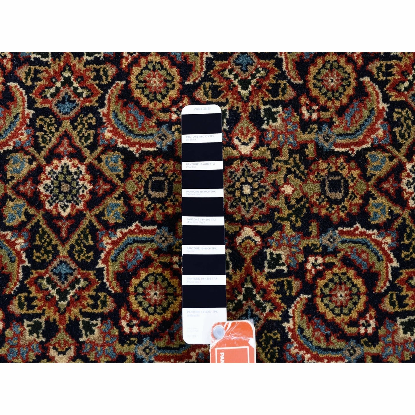 5'10"X5'10" Hand Spun Wool Blue All Over Herrita Design Hand Knotted Rug