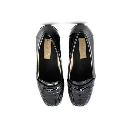 Chanel Women'S Cc Loafers Stitched Patent