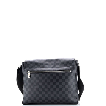 Louis Vuitton District Nm Messenger Bag Damier Graphite Mm