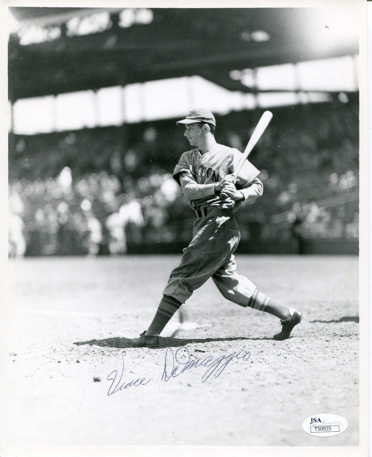 Vince Dimaggio Autographed 8X10 Photo (Jsa)