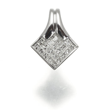 Diamond 0.60Ct Mystery-Setting Pendant 18K 750