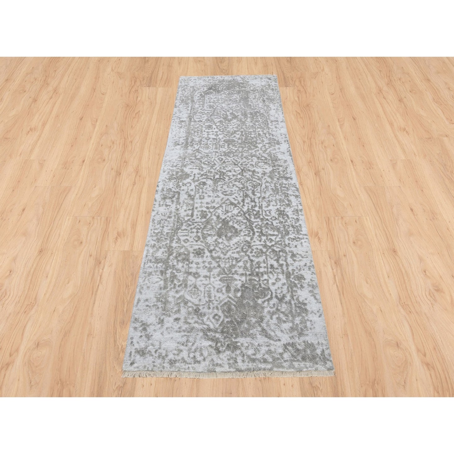 2'7"x7'9" Wool and Pure Silk Hand Knotted Gray Broken Farsian Runner Rug