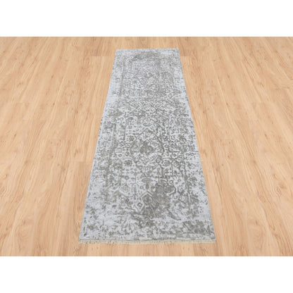 2'7"x7'9" Wool and Pure Silk Hand Knotted Gray Broken Farsian Runner Rug
