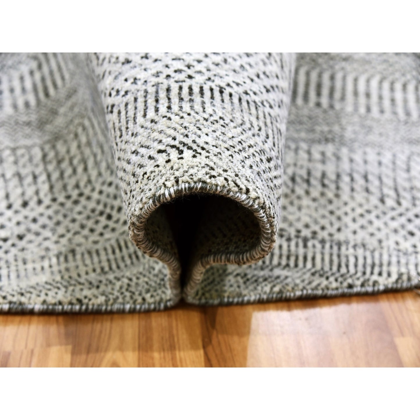 Rug 10'x10' Sea Gray Hand Knotted Round Pure Undyed Wool Grass Design