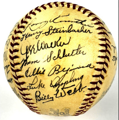 1938 Chicago White Sox Team Signed Baseball (27)