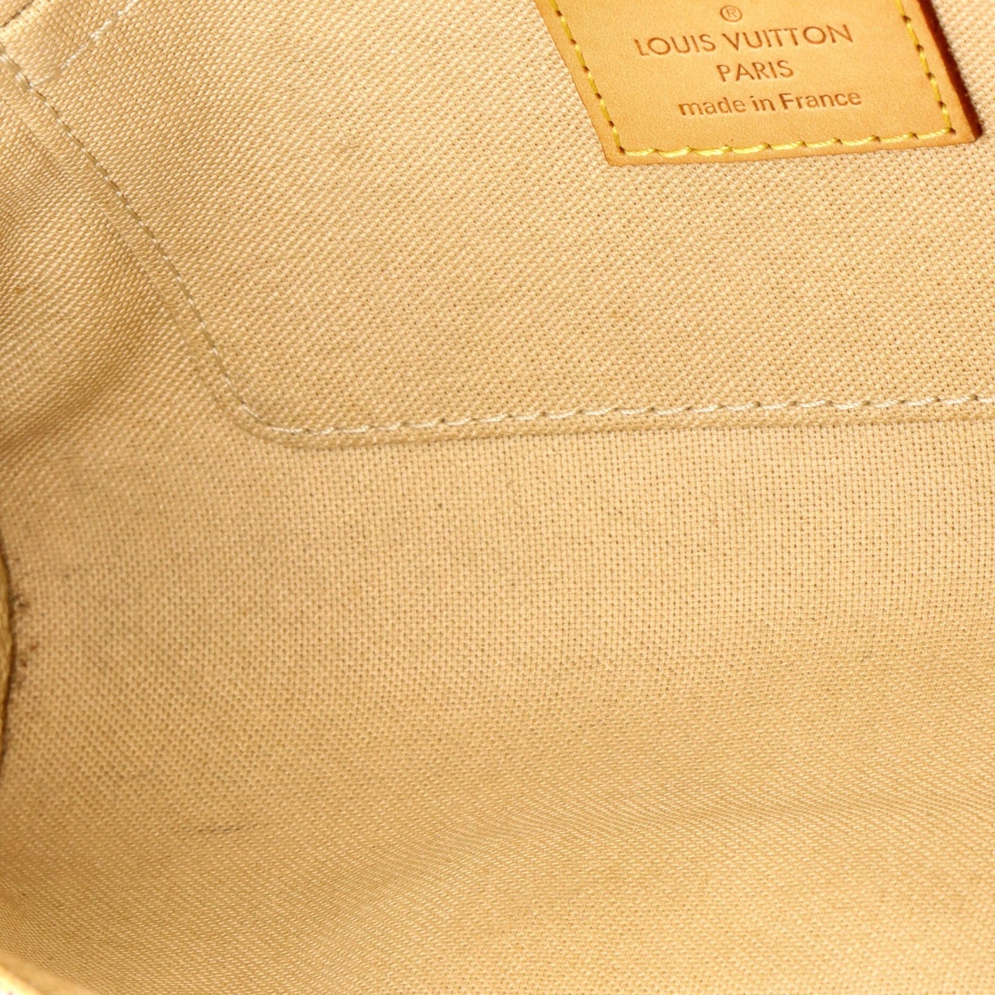 Louis Vuitton Favorite Handbag Damier Pm