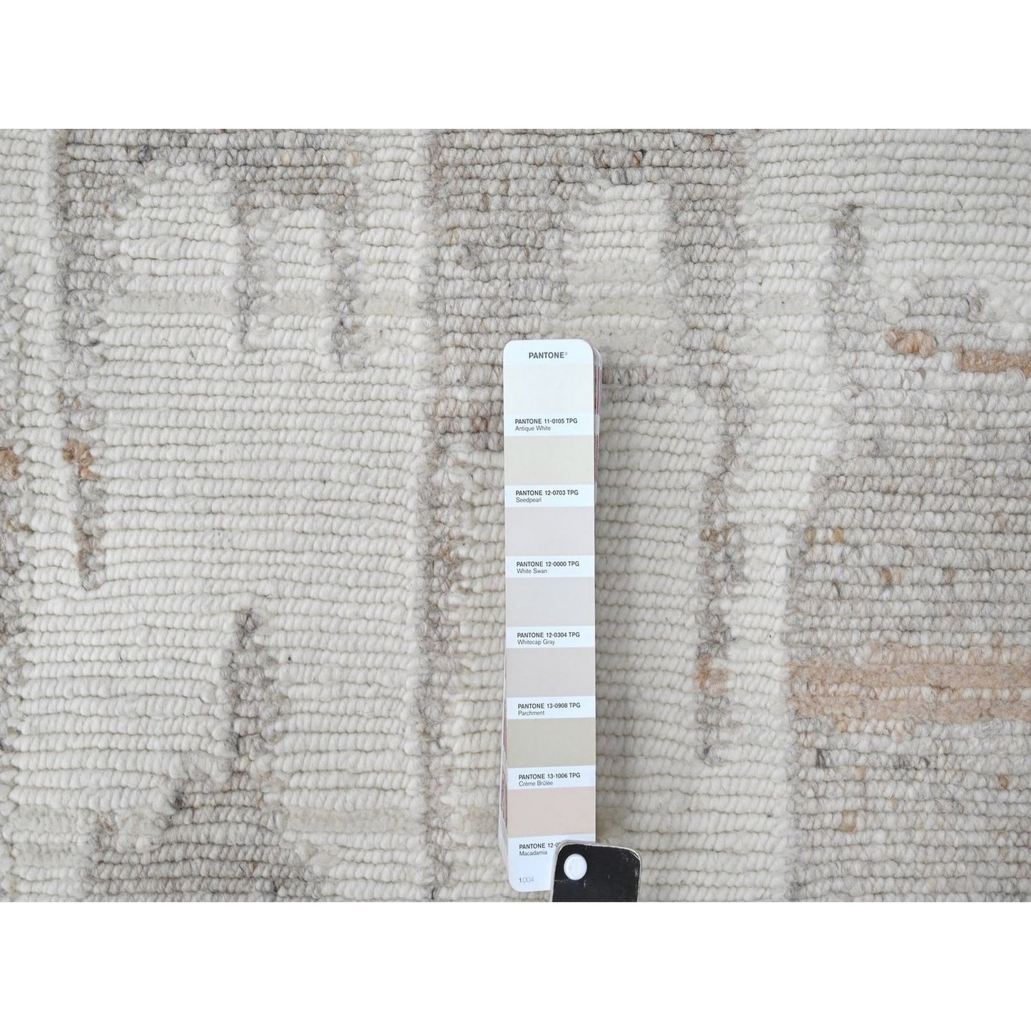 2'1"X3' Ivory Minimalist Swedish Design Flat Weave Hand Knotted Wool Rug