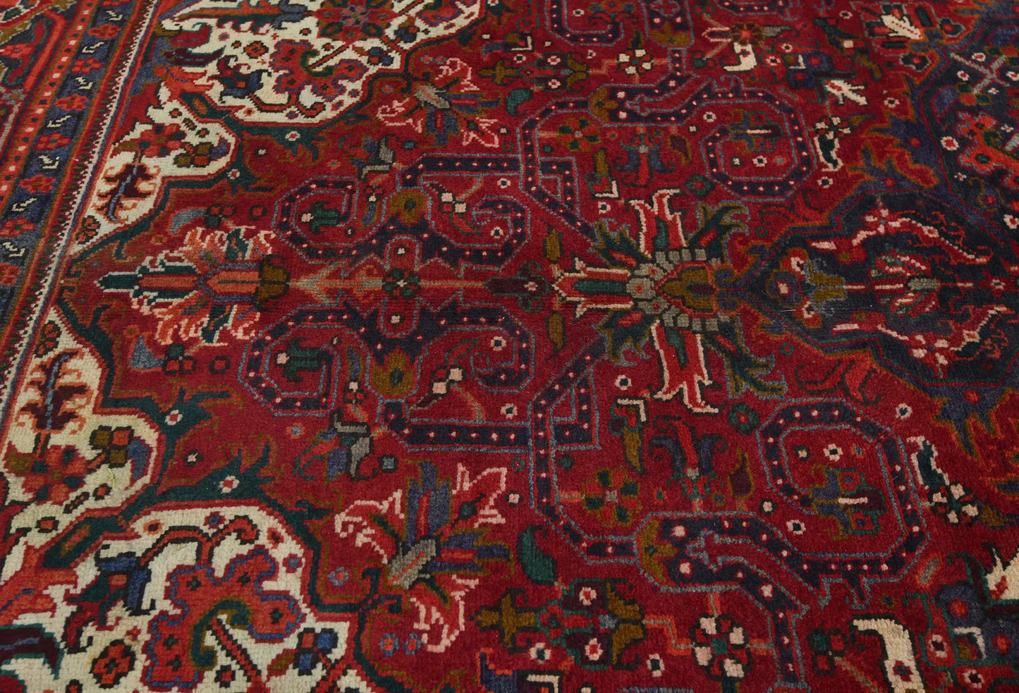 Vintage Hand-Knotted Floral Classic Style Wool