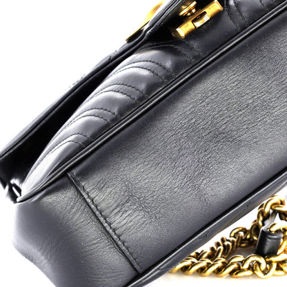 Gucci Gg Marmont Flap Bag Matelasse Leather Medium