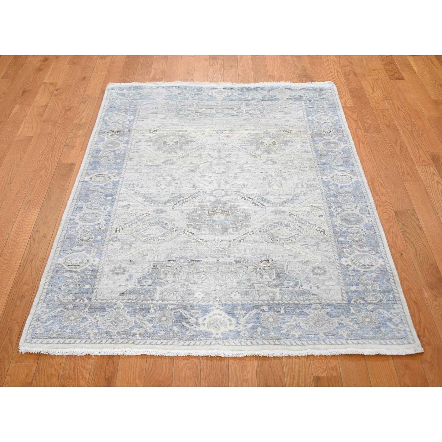 4'X6'2" Gray Pure Silk & Textured Wool Oushak Geometric Motif Rug
