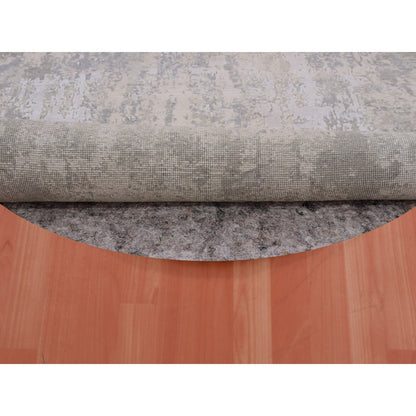 4'X4' Moonquake Gray Wool And Silk Hand Knotted Abstract Design Round Rug