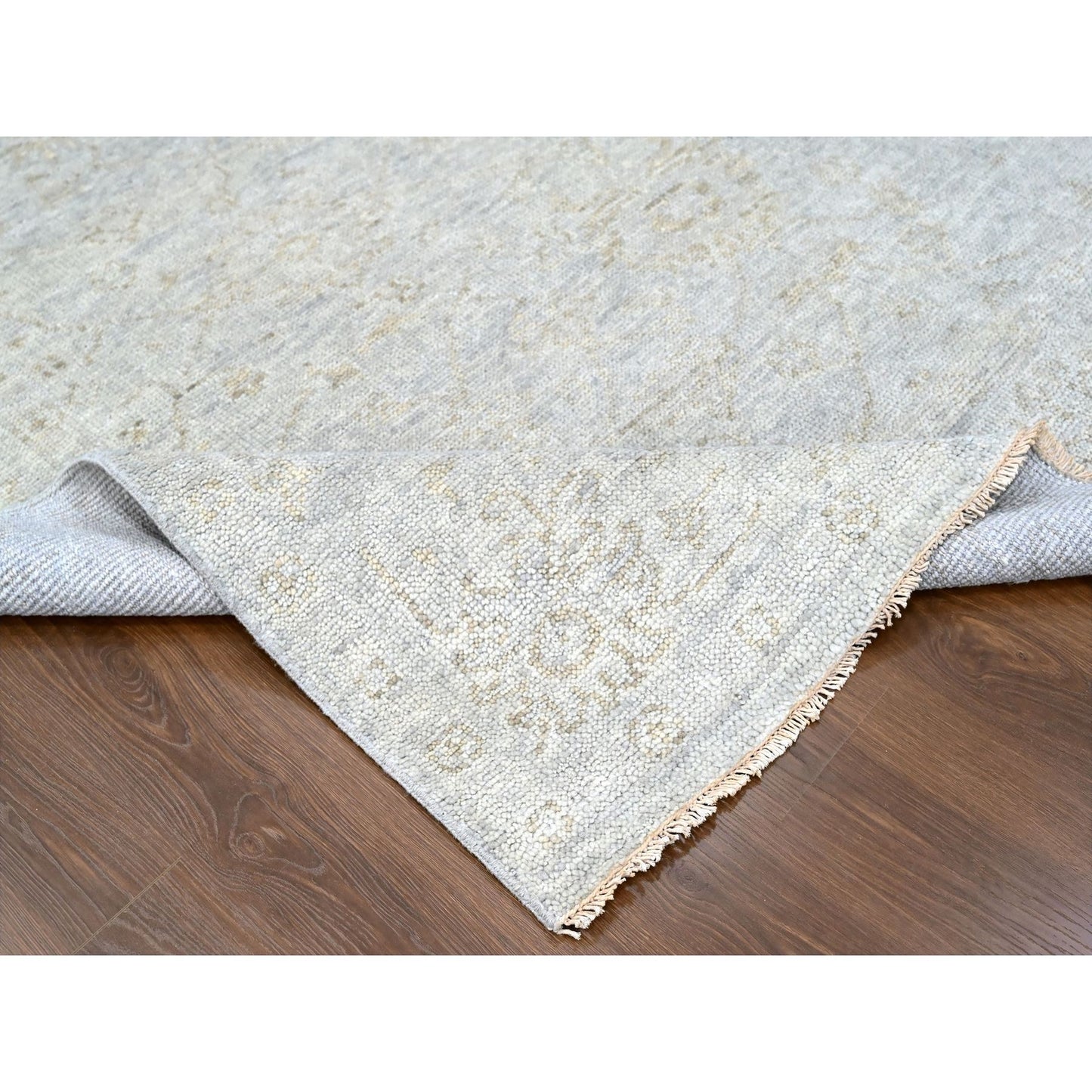 7'9"X9'8" Gray Supple Collection Hand Knotted Soft Wool Oushak Design Rug