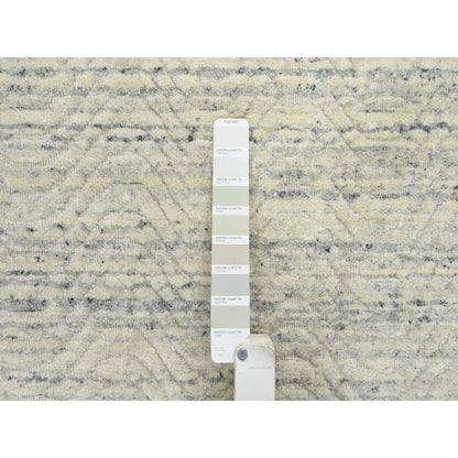 9'10"X9'10" Beige Wool Hand Loomed Modern Design Round Oriental Rug