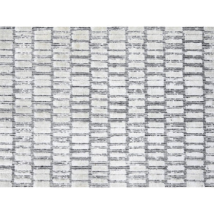 9'X12'2" Ivory Modern Design Wool And Silk Hand Loomed Oriental Rug