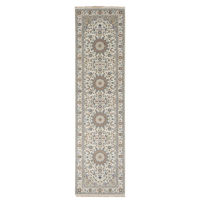 2'9"X10'2" Floral White Nain Hand Knotted 250 Kpsi Soft Wool Runner Rug