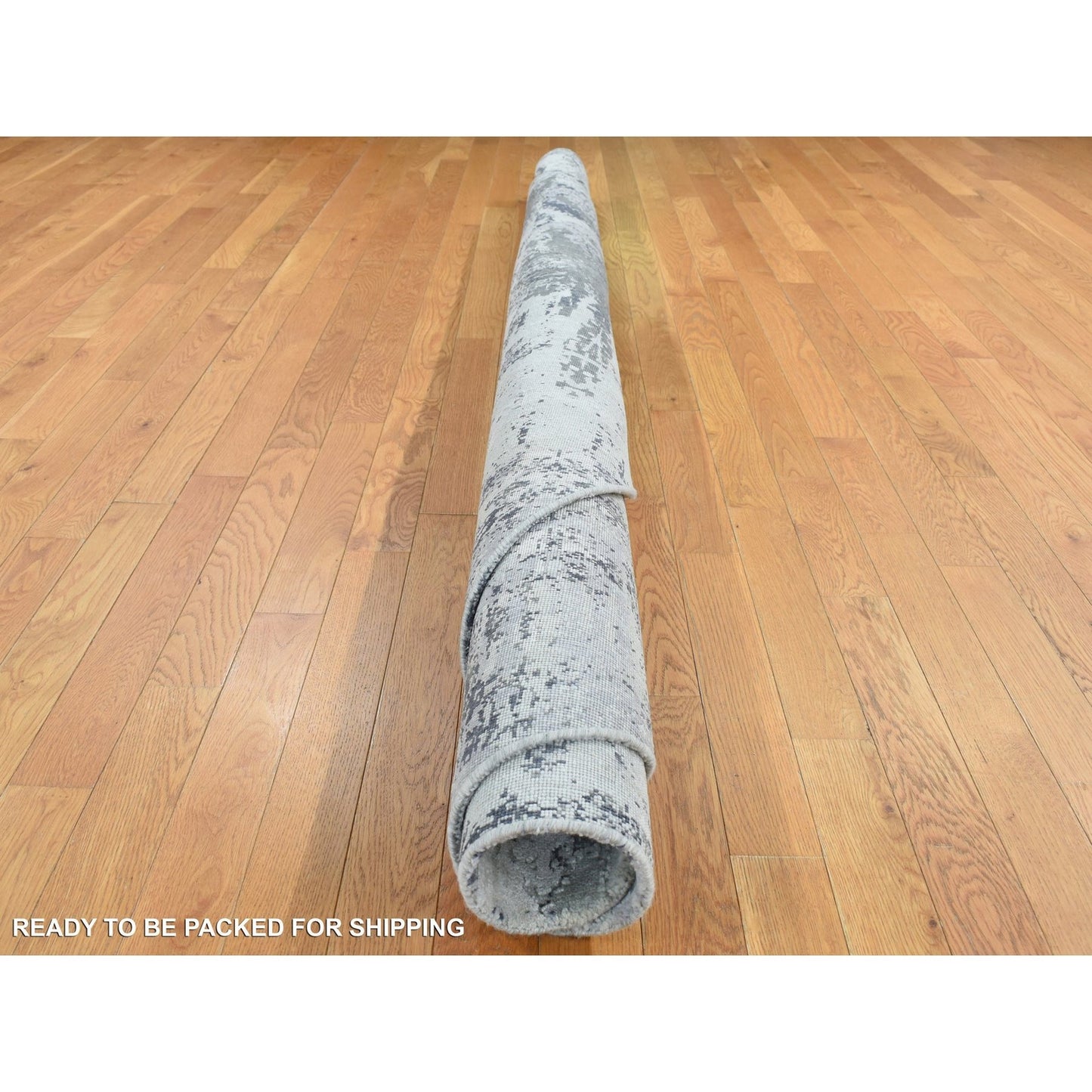 8'1"X8'1" Gray Abstract Design Wool And Pure Silk Hand Knotted Round Rug
