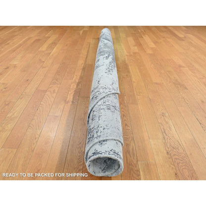 8'1"X8'1" Gray Abstract Design Wool And Pure Silk Hand Knotted Round Rug