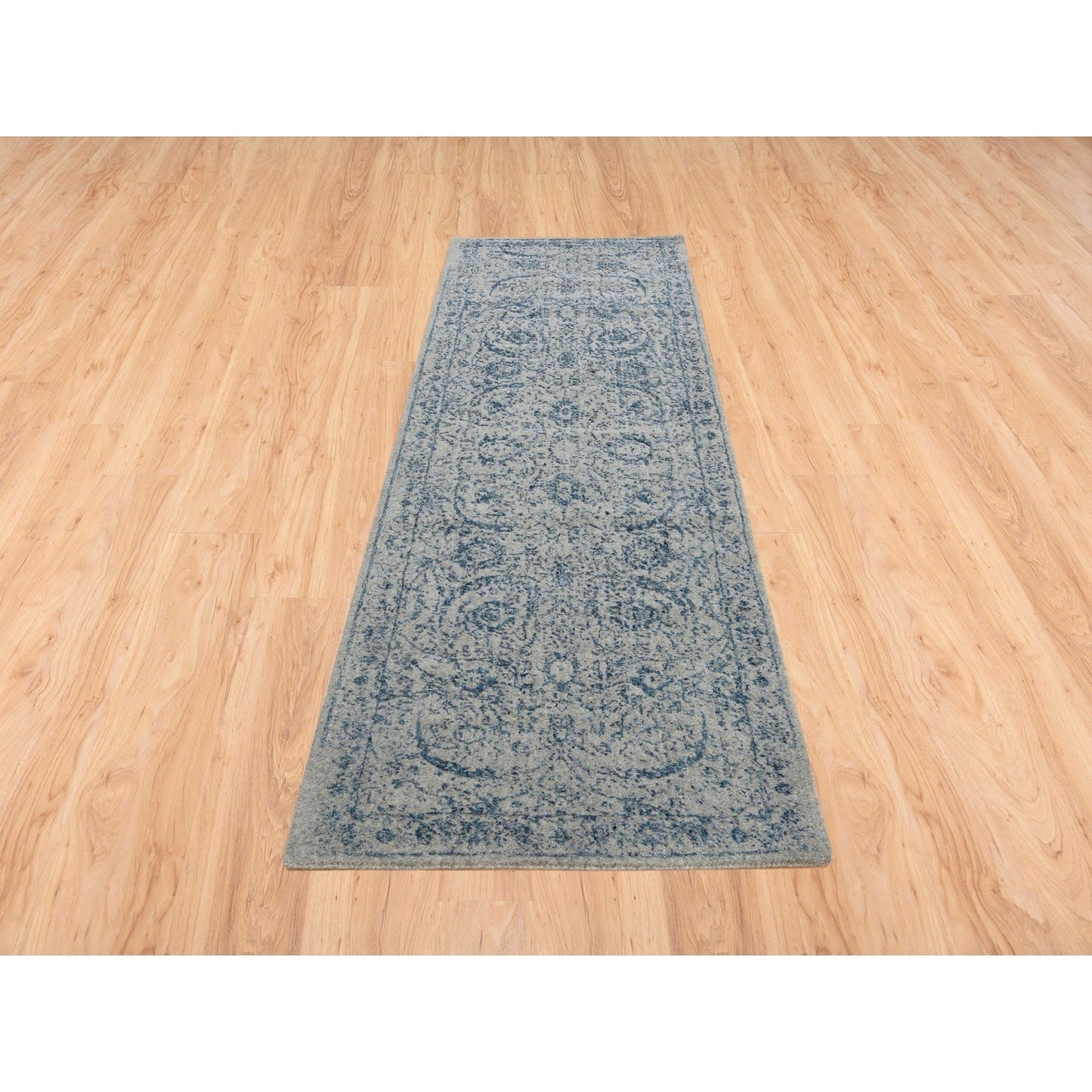 2'6"X8'1" Hand Loomed Gray Fine Jacquard Wool And Silk Runner Rug