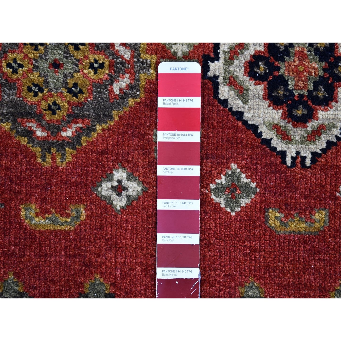 3'2"X10' 100% Wool Repetitive All Over Design Handknotted Wide Runner Rug