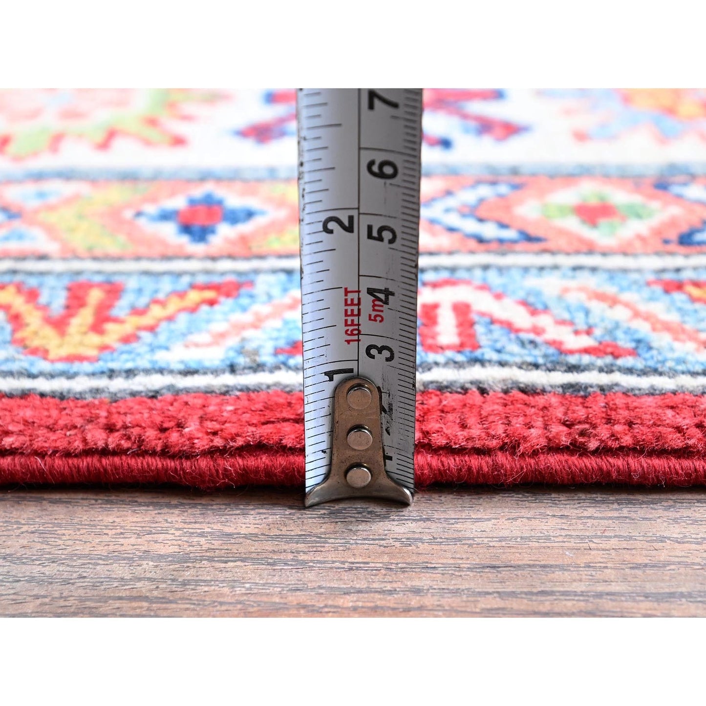 4'10"X7' Red Kazak With Geometric Medallions Design Hand Knotted Wool Rug