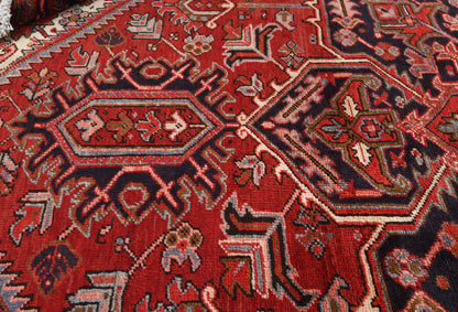 Vintage Serapi Handmade Oriental Rug Classic