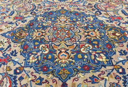 Vintage Handmade Beige Oriental Rug Floral Design