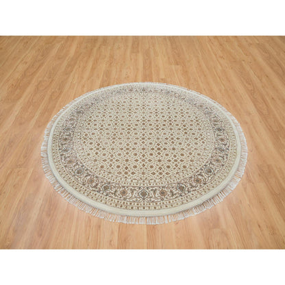 6'3"X6'3" Ivory 250 Kpsi Wool Hand Knotted Herrita Design Round Rug
