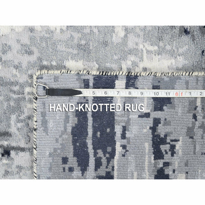 3'1"X5' Ivory Abstract Design Wool And Silk Hand Knotted Oriental Rug