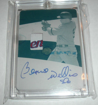 Bernie Williams 2018 Immaculate Game  Jersey Auto