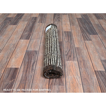 2'1"X2'8" White Moroccan Weave With Grid Design Wool Hand Knotted Mat Rug